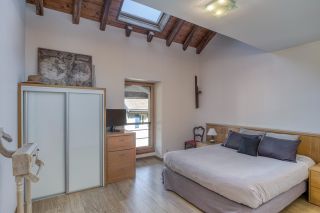 maison 11 Pièces en vente sur CHEVRY (01170)