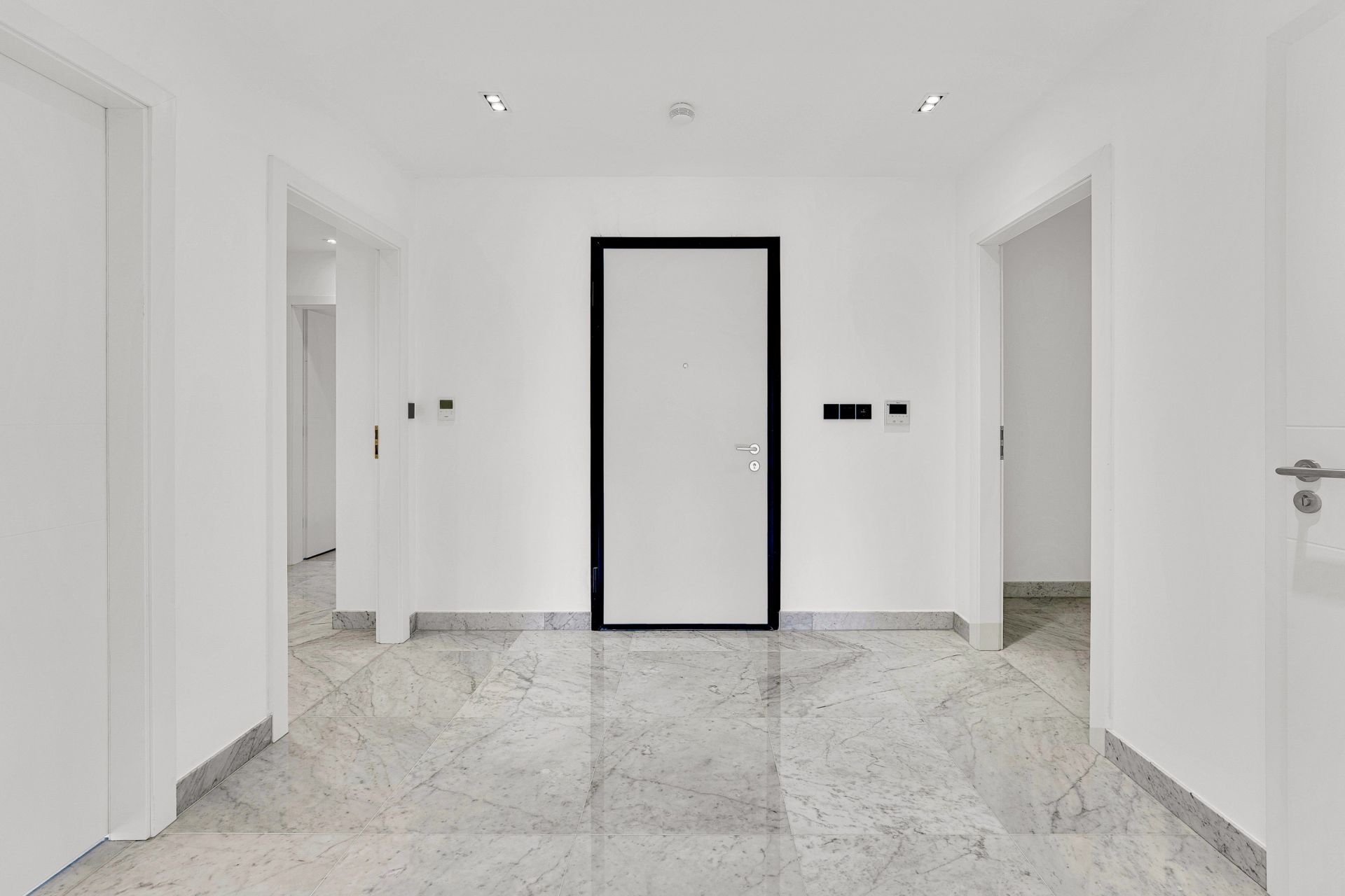 apartment 7 Rooms for sale on DIVONNE LES BAINS (01220)