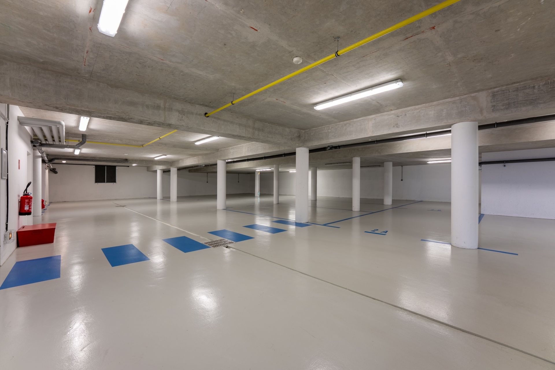 apartment 7 Rooms for sale on DIVONNE LES BAINS (01220)