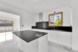 apartment 7 Rooms for sale on DIVONNE LES BAINS (01220)