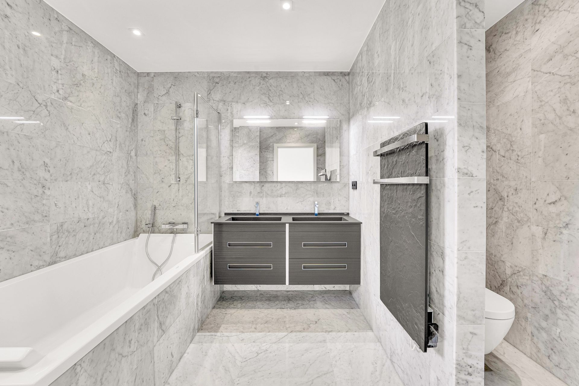 appartement 7 Pièces en vente sur DIVONNE LES BAINS (01220)