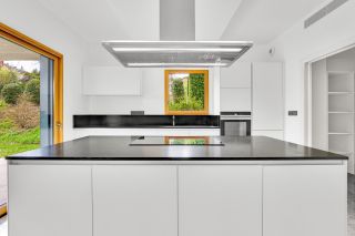 apartment 7 Rooms for sale on DIVONNE LES BAINS (01220)