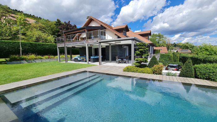 Vente Maison Divonne-les-Bains 10 Pièces 387 m²