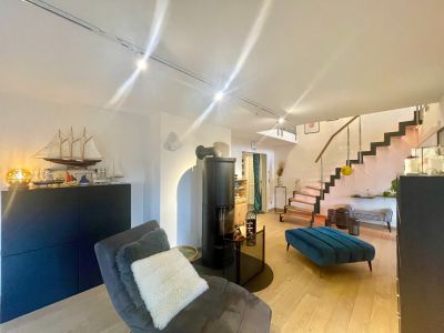 Sale House Sauverny 6&nbsp;Rooms 189&nbsp;m²