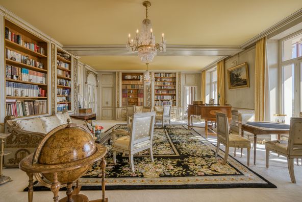 Sale Apartment Divonne-les-Bains 6 Rooms 269 m²