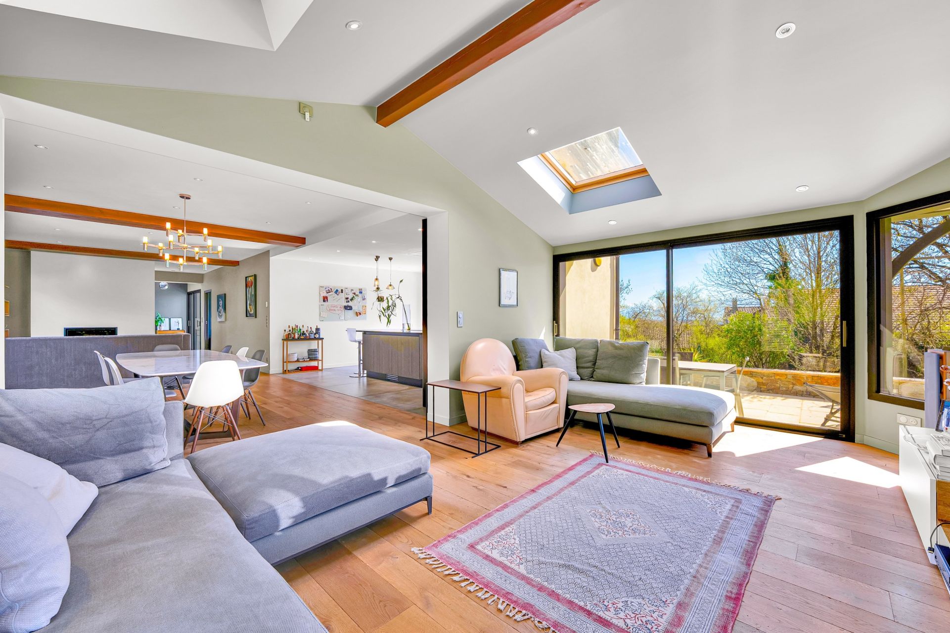 maison 7 Pièces en vente sur THOIRY (01710)