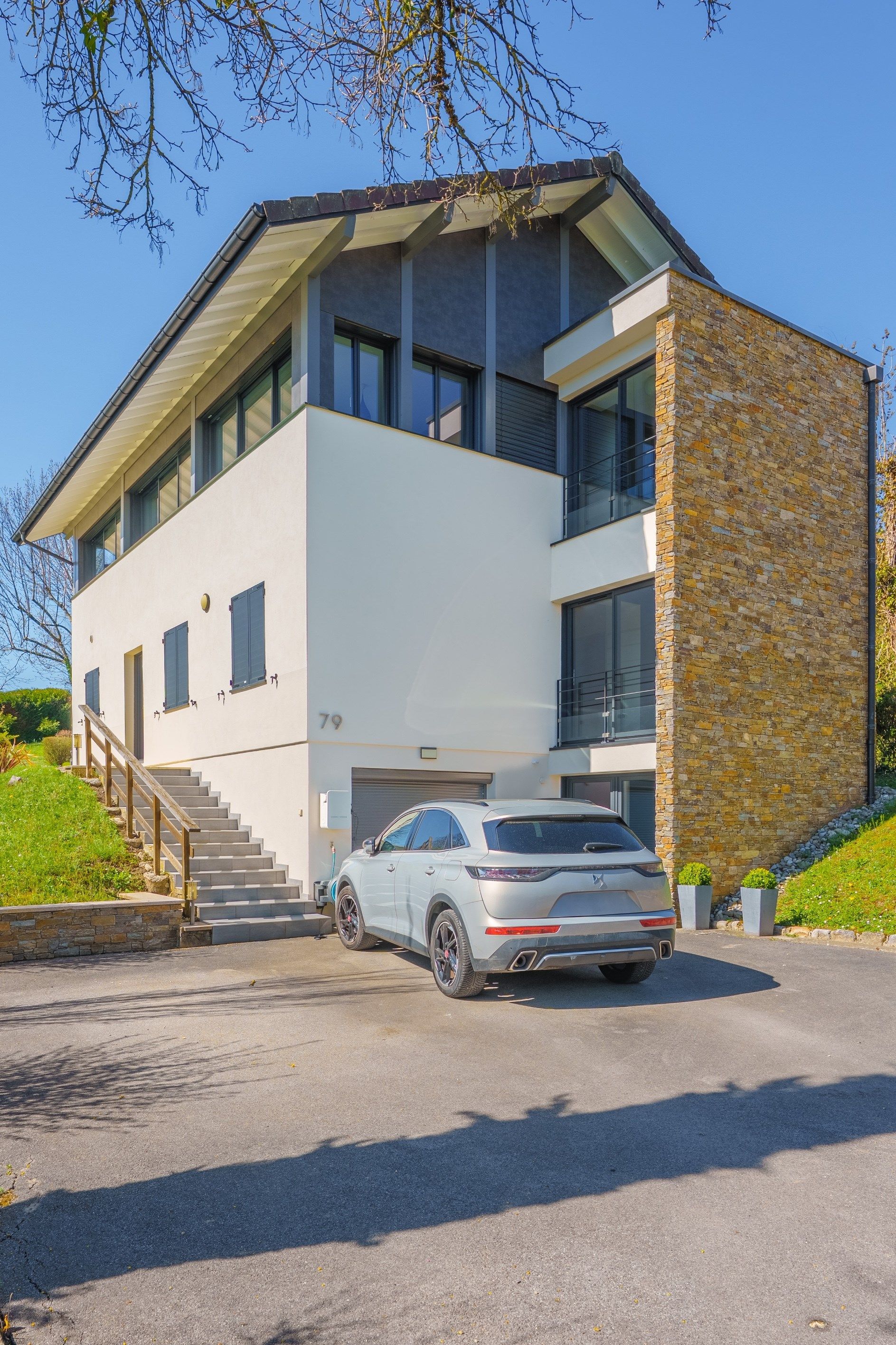 maison 7 Pièces en vente sur THOIRY (01710)