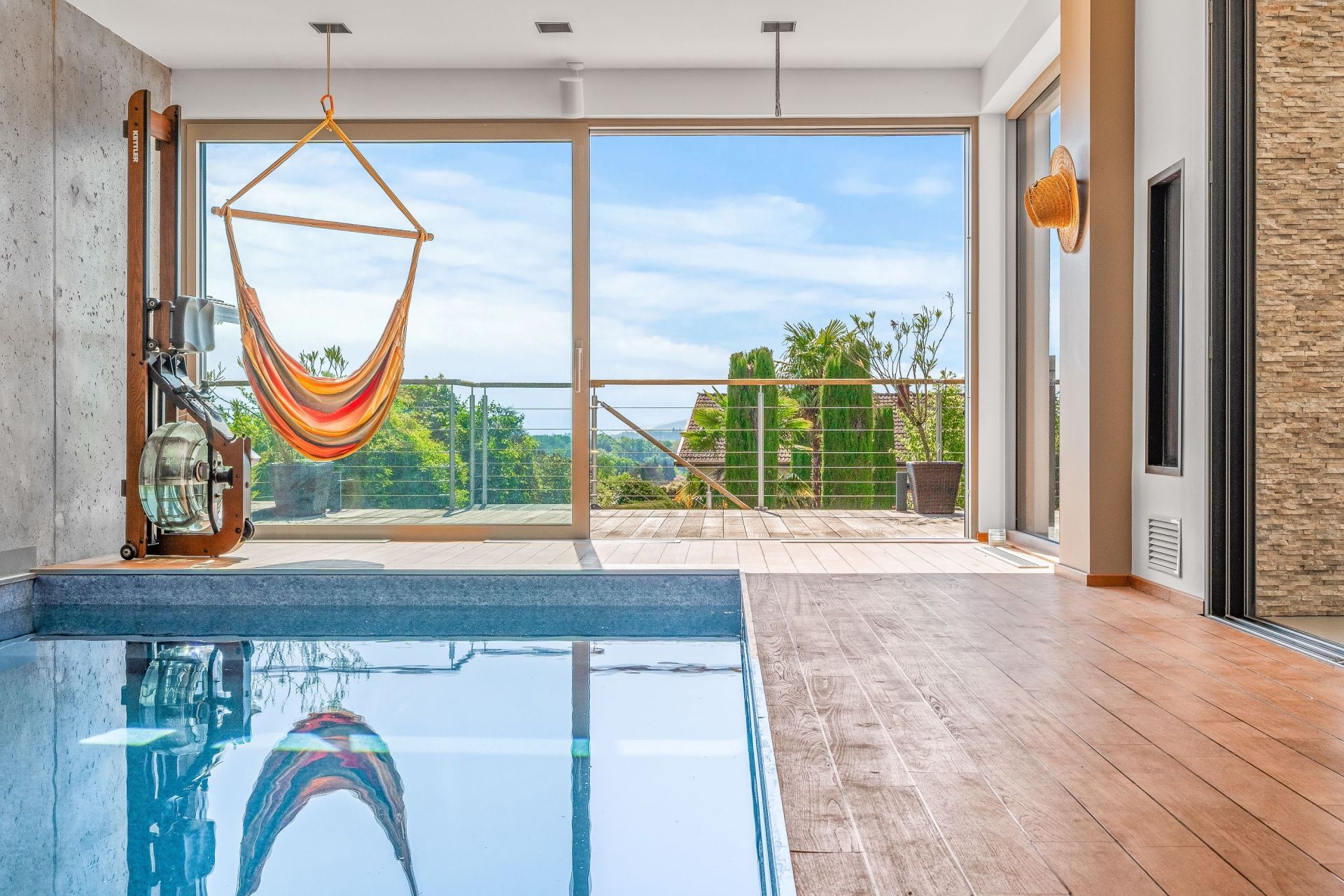 house 6 Rooms for sale on PREVESSIN MOENS (01280)