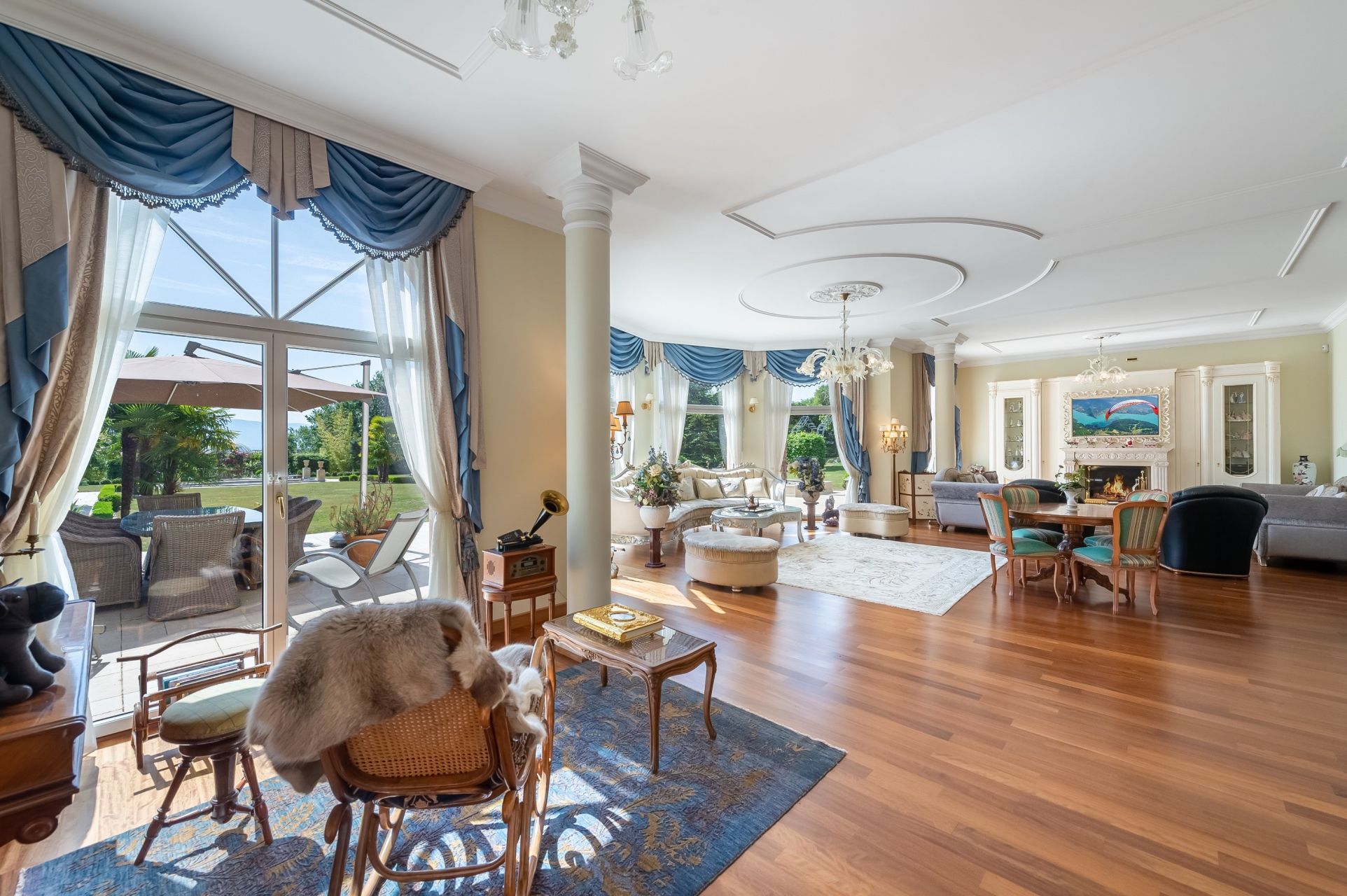 propriété 13 Pièces en vente sur DIVONNE LES BAINS (01220)