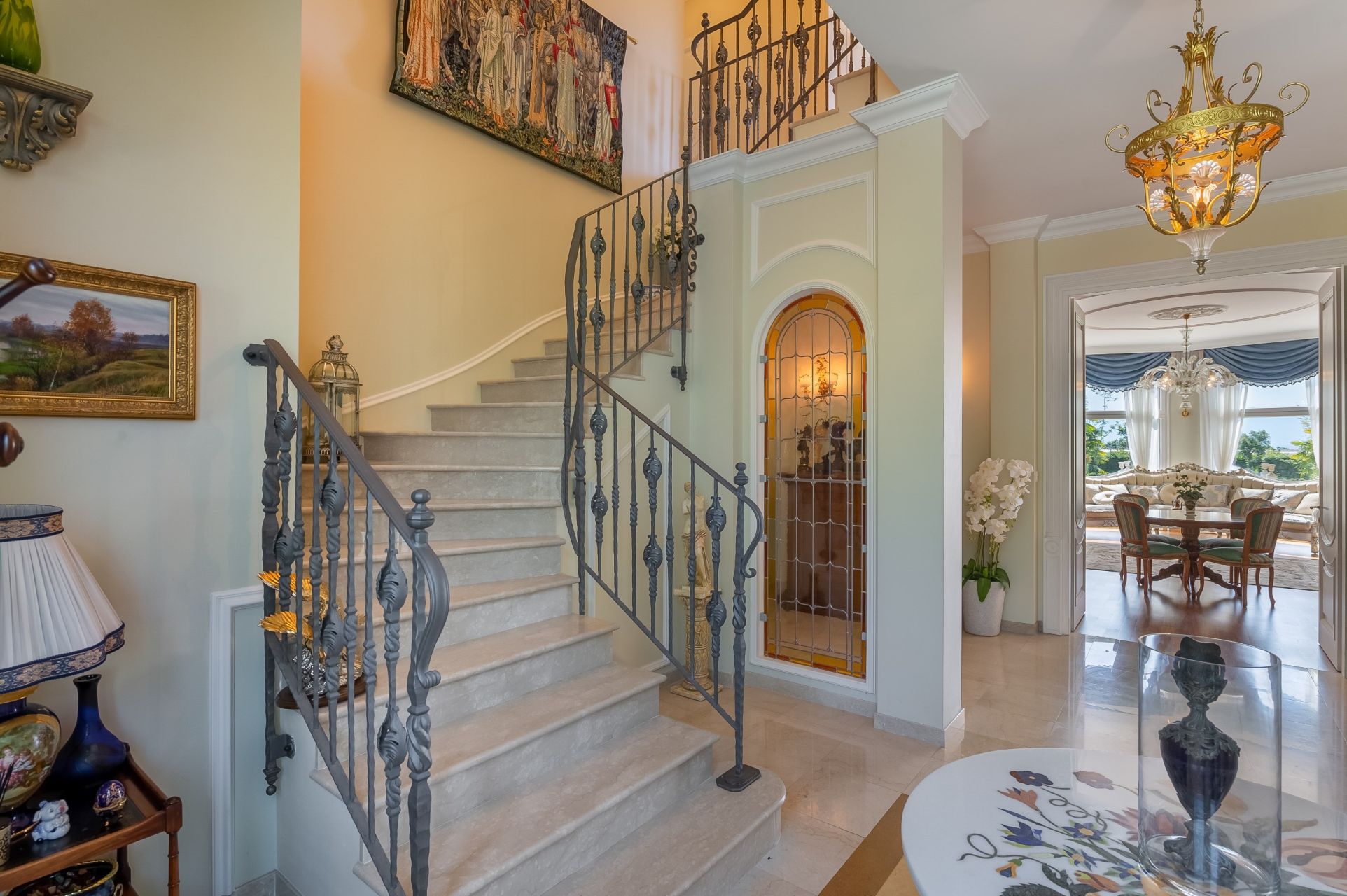 propriété 13 Pièces en vente sur DIVONNE LES BAINS (01220)