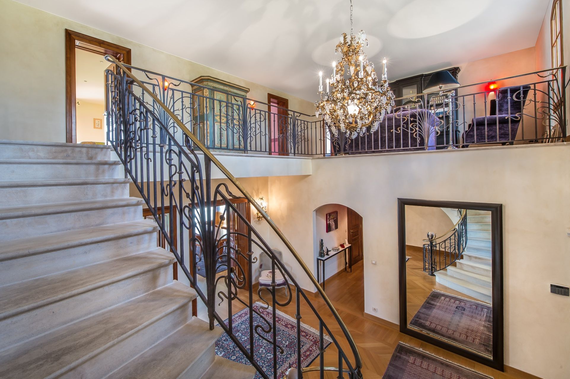 house 12 Rooms for sale on ECHENEVEX (01170)