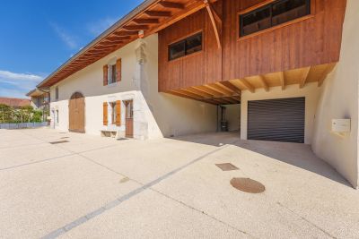 Vente Maison Neydens 12 Pièces 404 m²