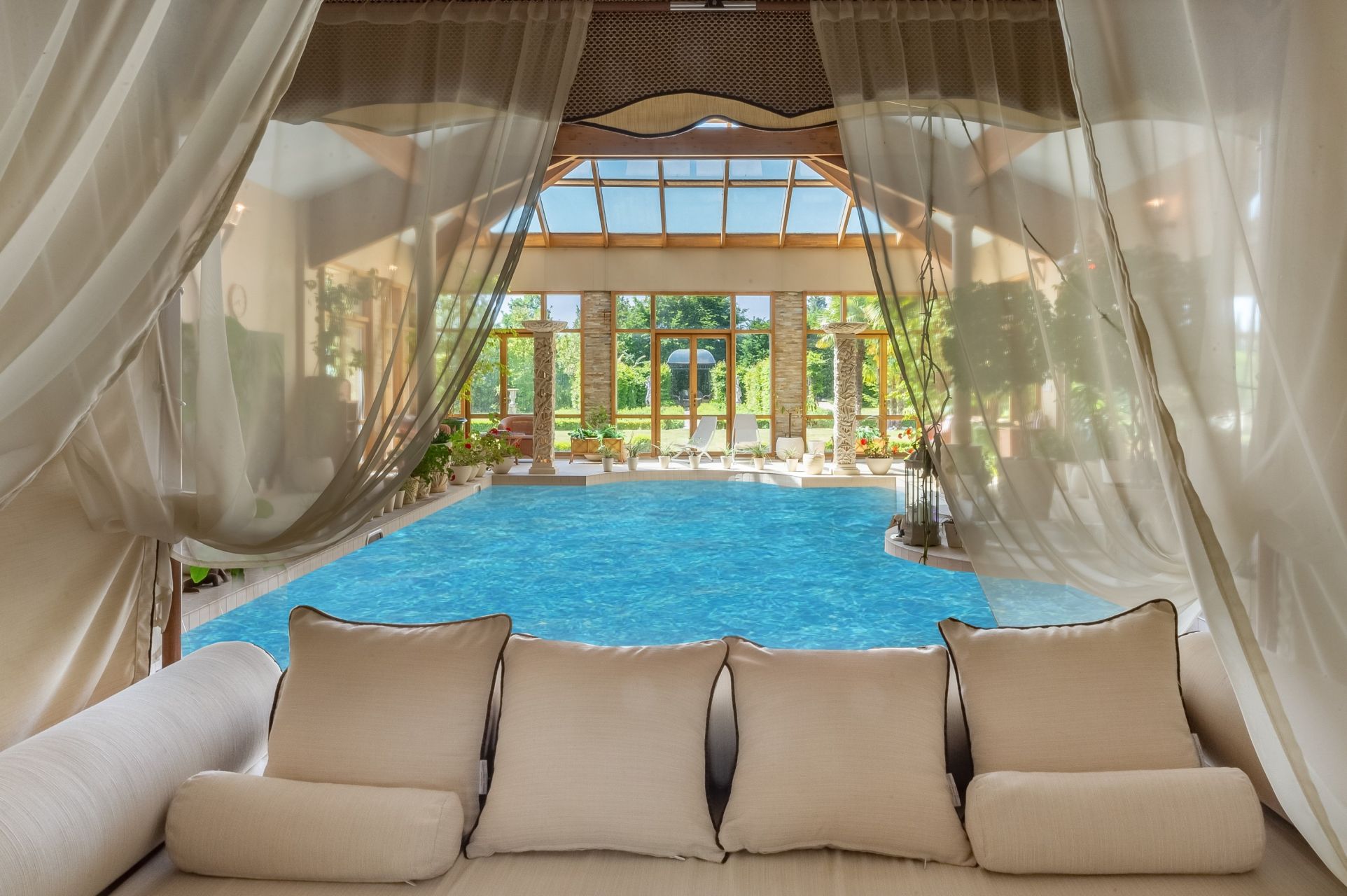 property 13 Rooms for sale on DIVONNE LES BAINS (01220)