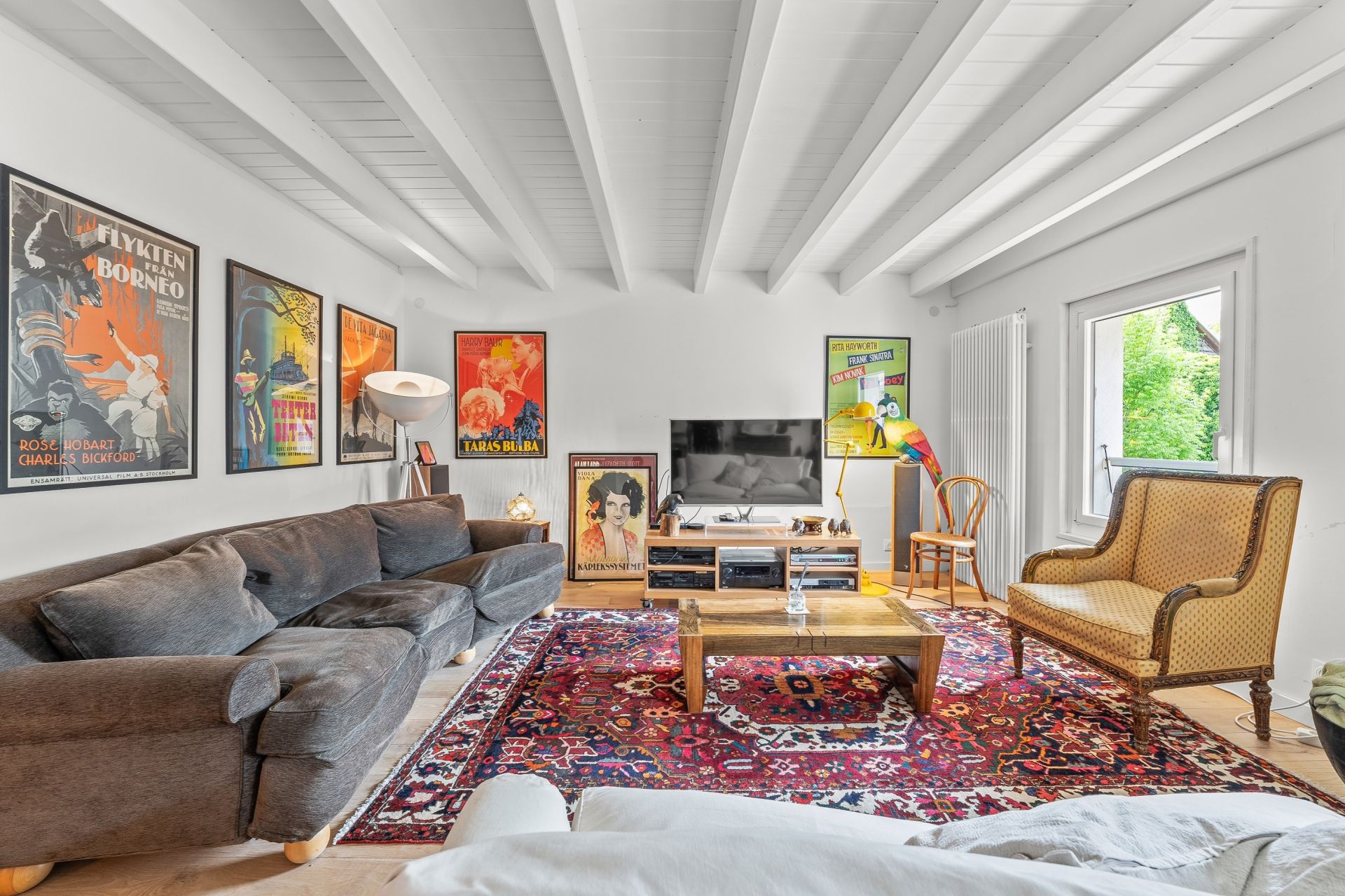 traditional house 7 Rooms for sale on GRILLY (01220)