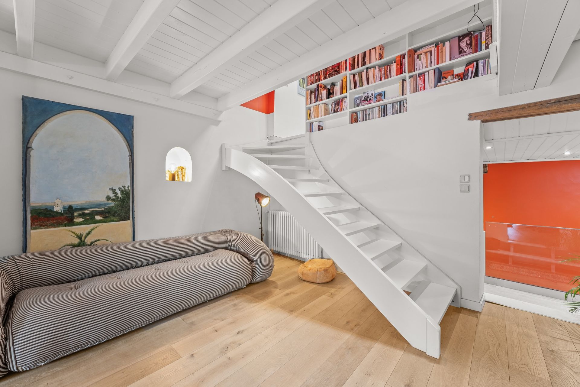 traditional house 7 Rooms for sale on GRILLY (01220)