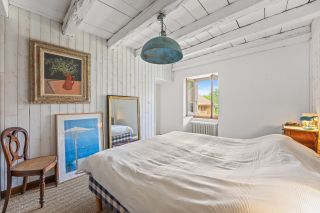 traditional house 7 Rooms for sale on GRILLY (01220)