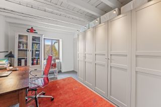 traditional house 7 Rooms for sale on GRILLY (01220)