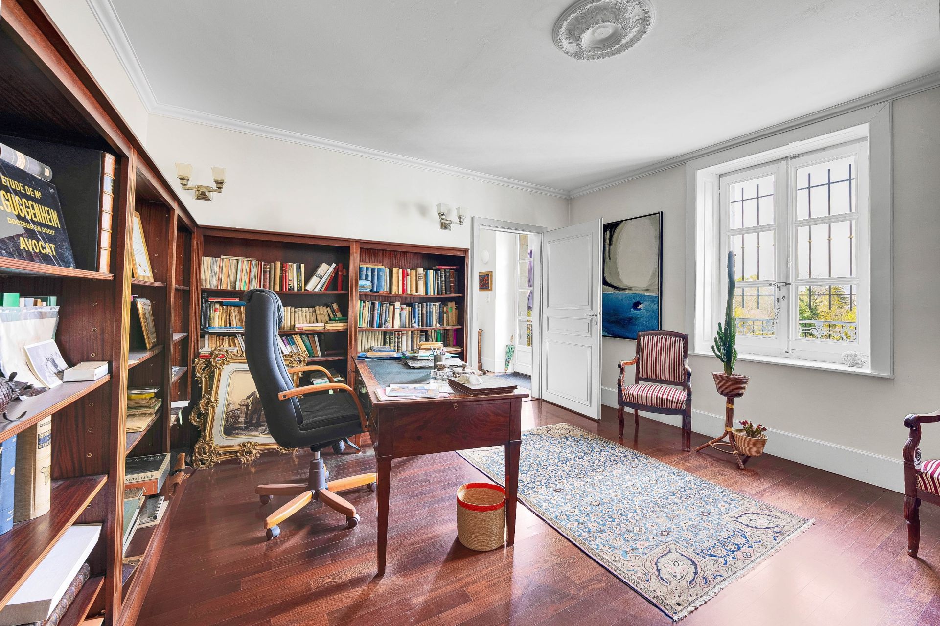 townhouse 12 Rooms for sale on GEX (01170)