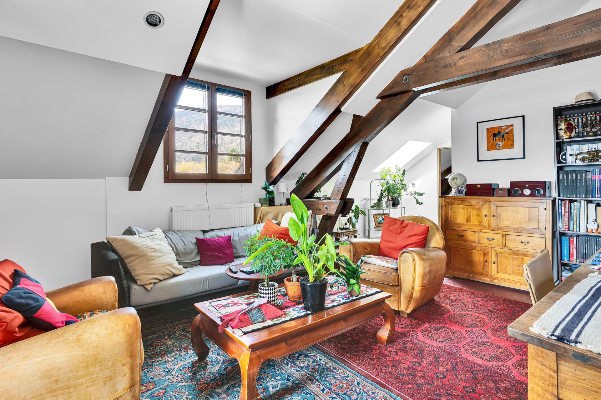 townhouse 12 Rooms for sale on GEX (01170)