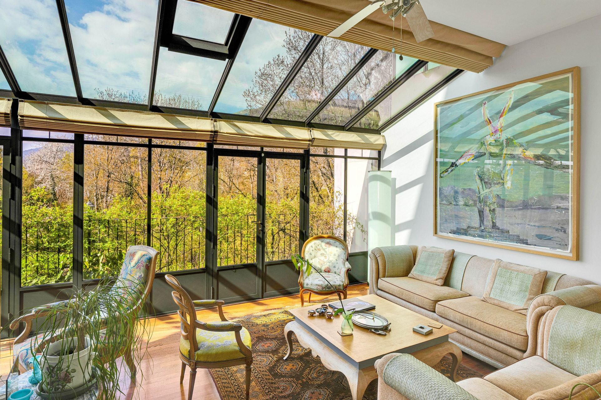 townhouse 12 Rooms for sale on GEX (01170)