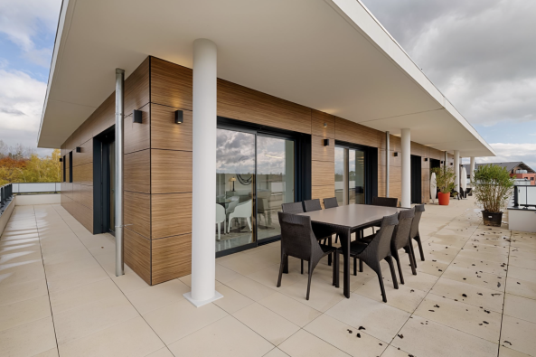 Sale Apartment Divonne-les-Bains 8 Rooms 213 m²