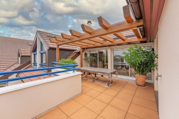 Vente Appartement Divonne-les-Bains 5&nbsp;Pièces 145&nbsp;m²