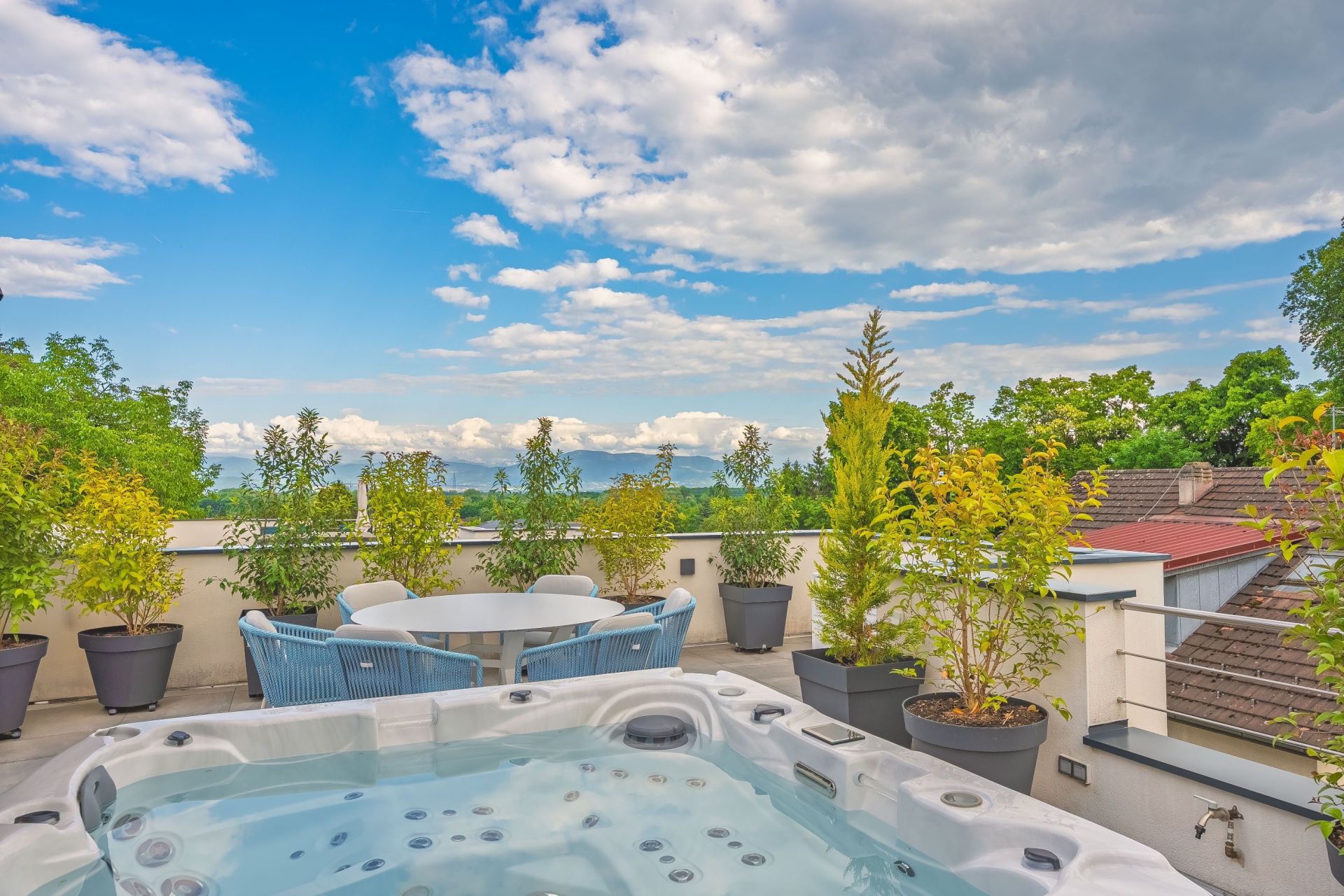 house 6 Rooms for sale on DIVONNE LES BAINS (01220)