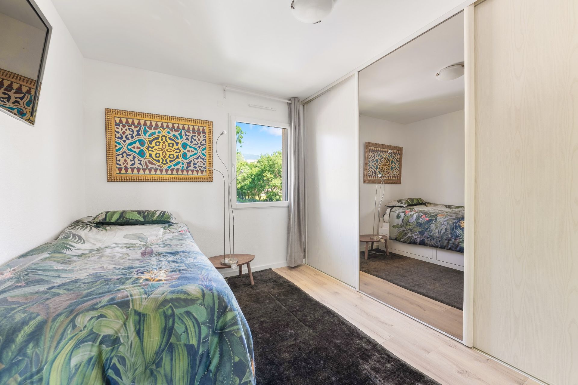 apartment 4 Rooms for sale on DIVONNE LES BAINS (01220)