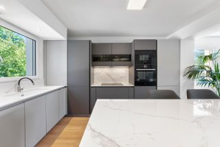 apartment 4 Rooms for sale on DIVONNE LES BAINS (01220)