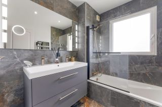 apartment 4 Rooms for sale on DIVONNE LES BAINS (01220)