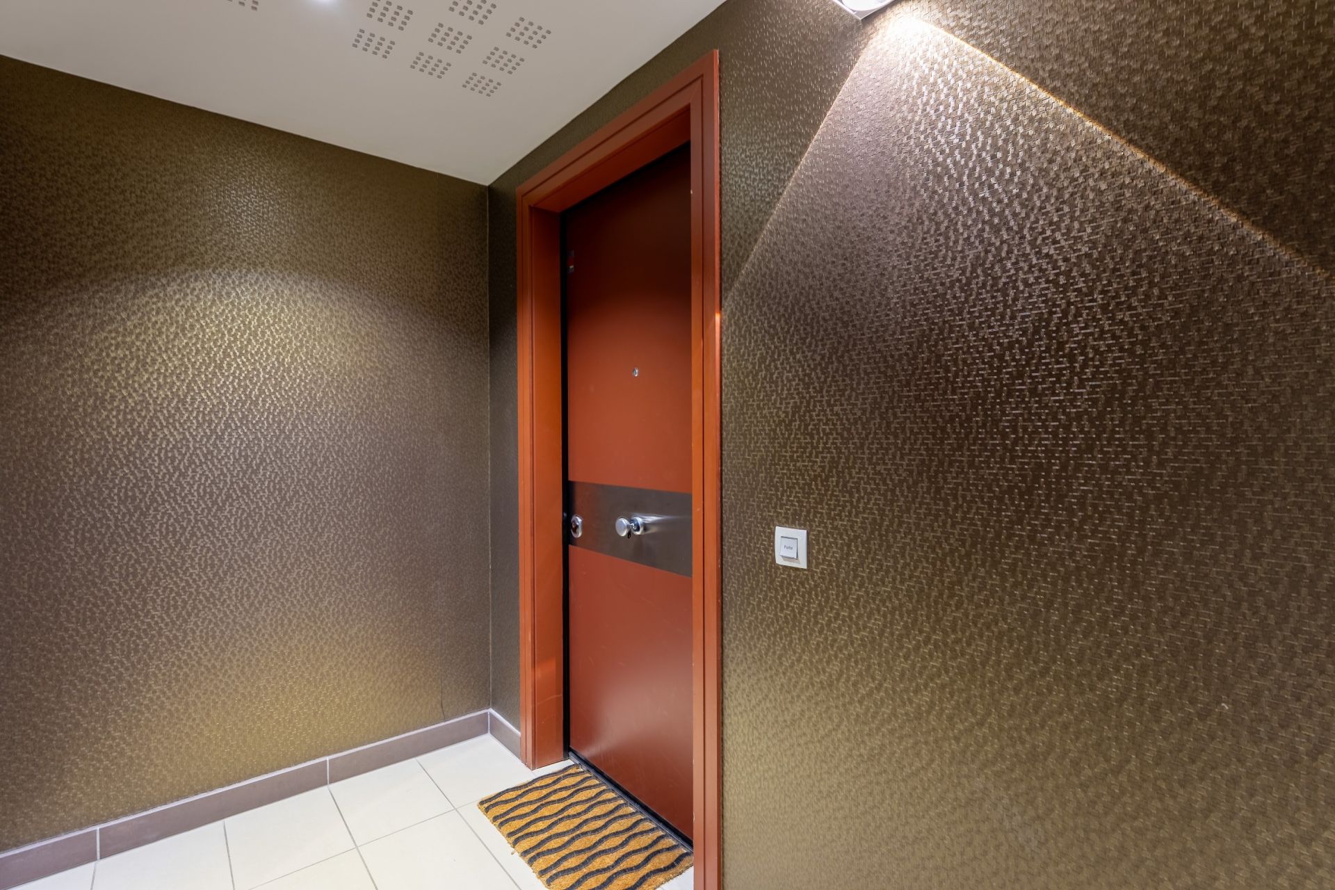 apartment 4 Rooms for sale on DIVONNE LES BAINS (01220)