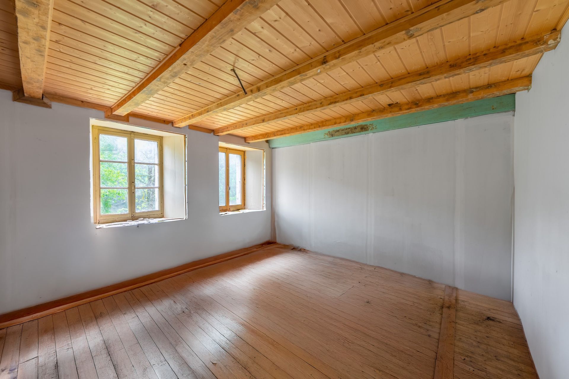 house 7 Rooms for sale on SEPTMONCEL LES MOLUNES (39310)