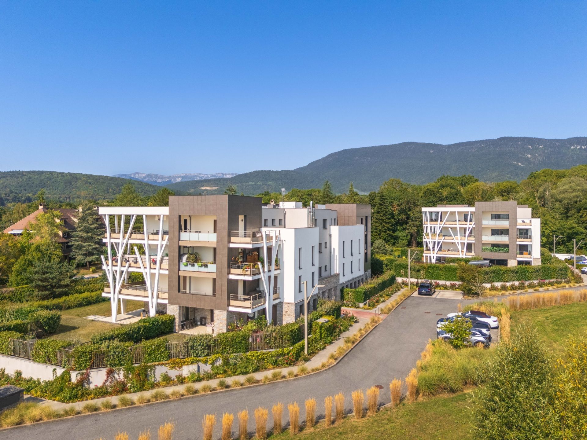 appartement 8 Pièces en vente sur DIVONNE LES BAINS (01220)
