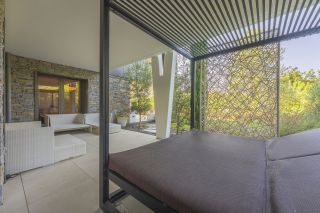 apartment 8 Rooms for sale on DIVONNE LES BAINS (01220)