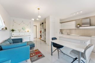 apartment 8 Rooms for sale on DIVONNE LES BAINS (01220)