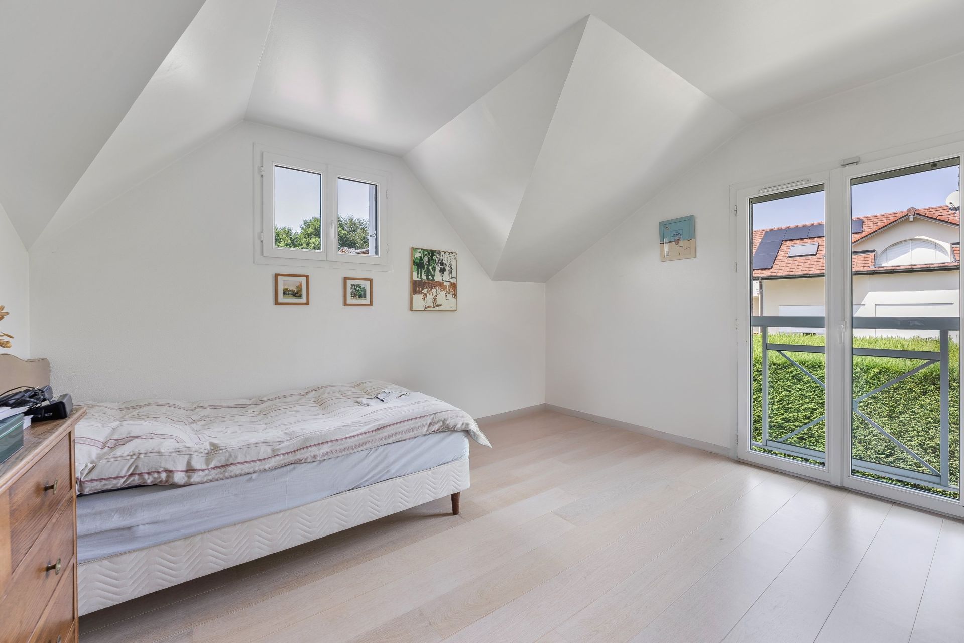 maison traditionnelle 8 Pièces en vente sur PREVESSIN MOENS (01280)