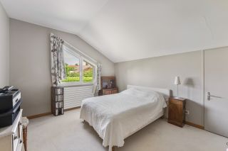 traditional house 8 Rooms for sale on PREVESSIN MOENS (01280)