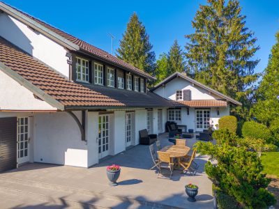 Sale House Divonne-les-Bains 12 Rooms 369 m²