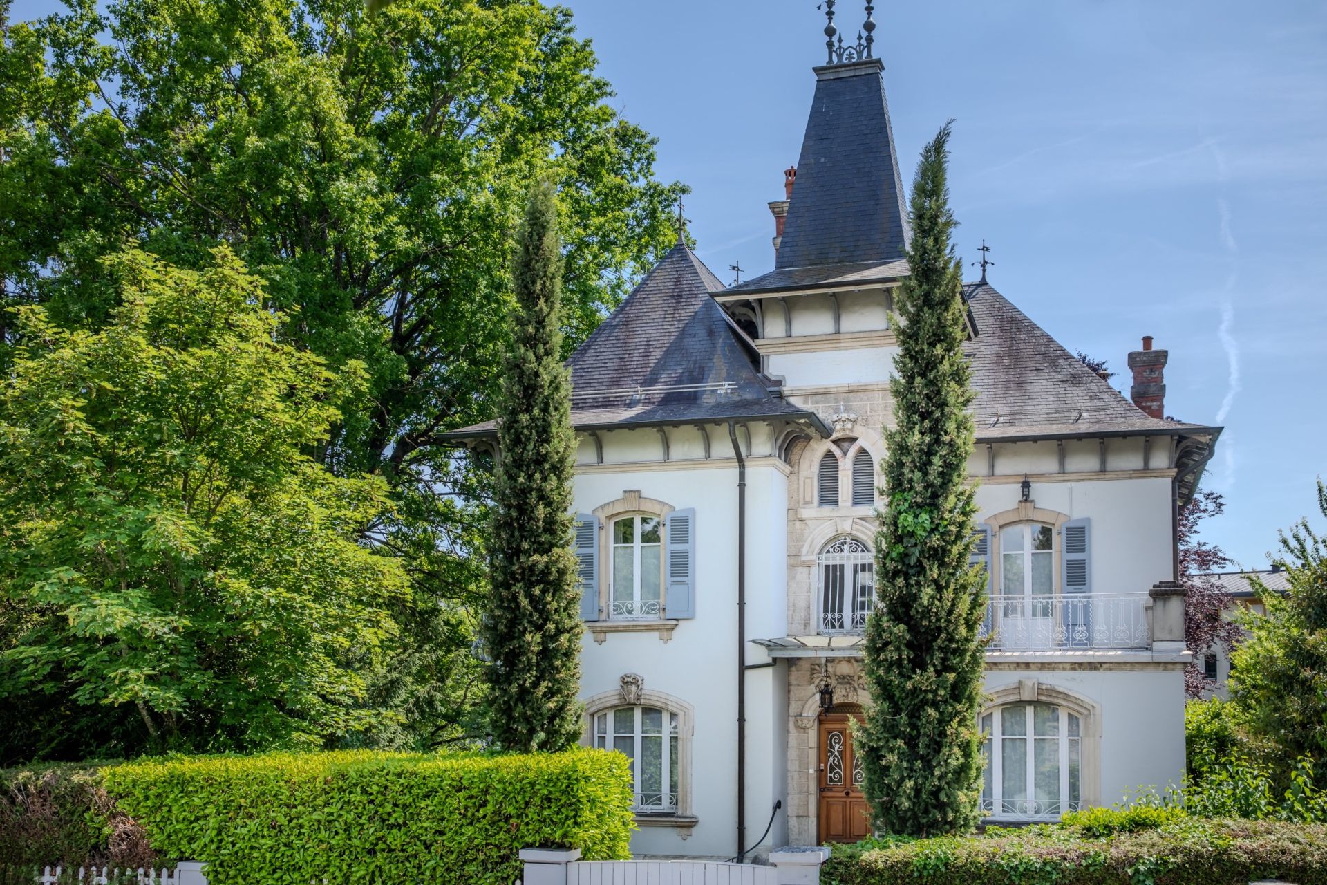 house 10 Rooms for sale on ST JULIEN EN GENEVOIS (74160)