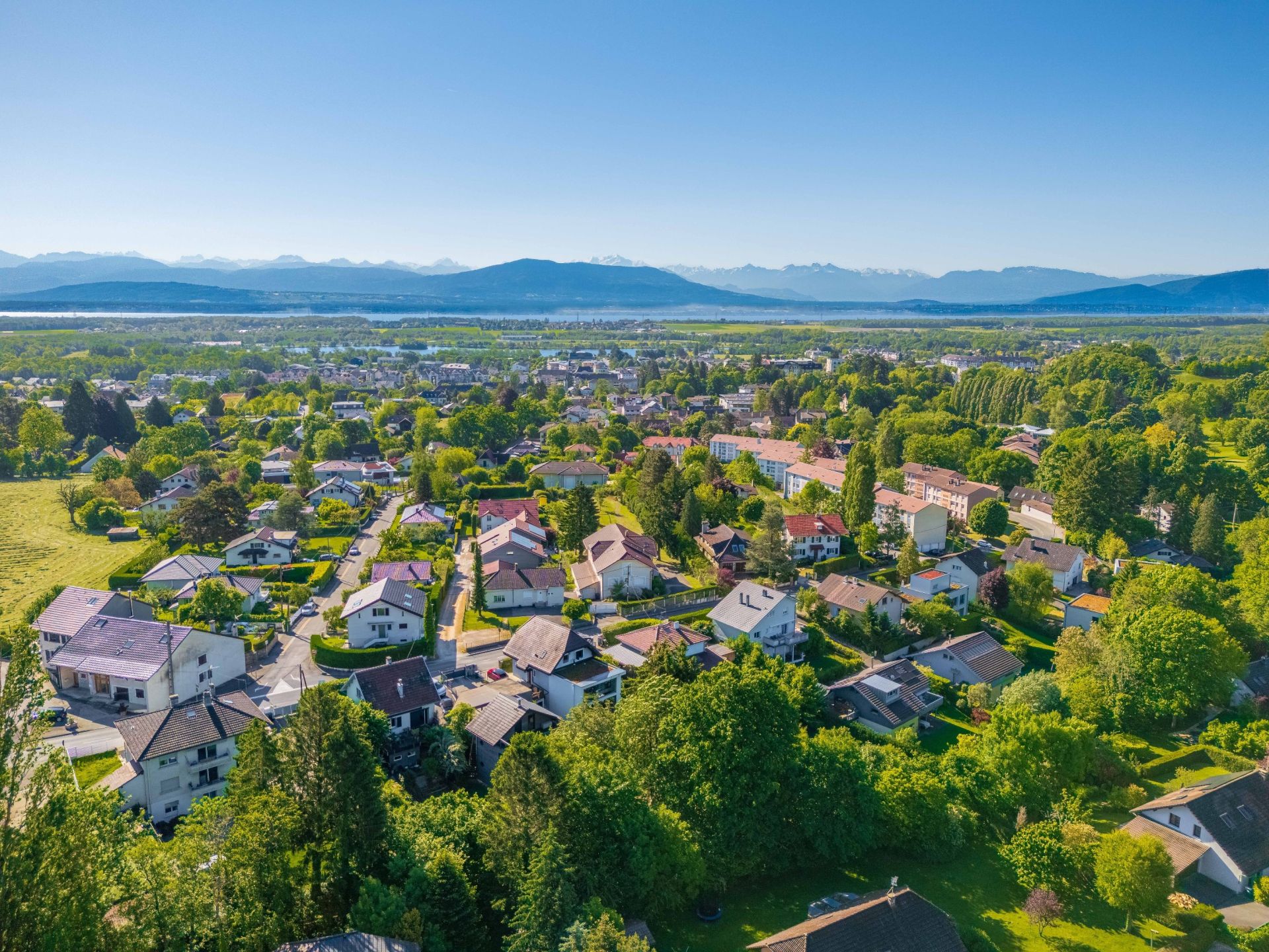 house 5 Rooms for sale on DIVONNE LES BAINS (01220)