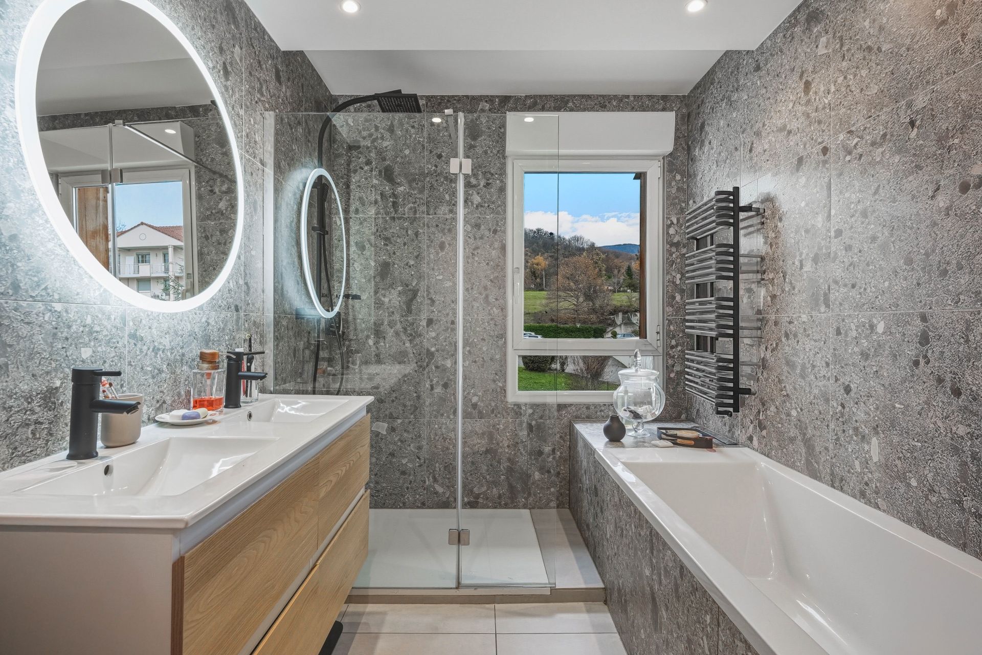 appartement 4 Pièces en vente sur DIVONNE LES BAINS (01220)