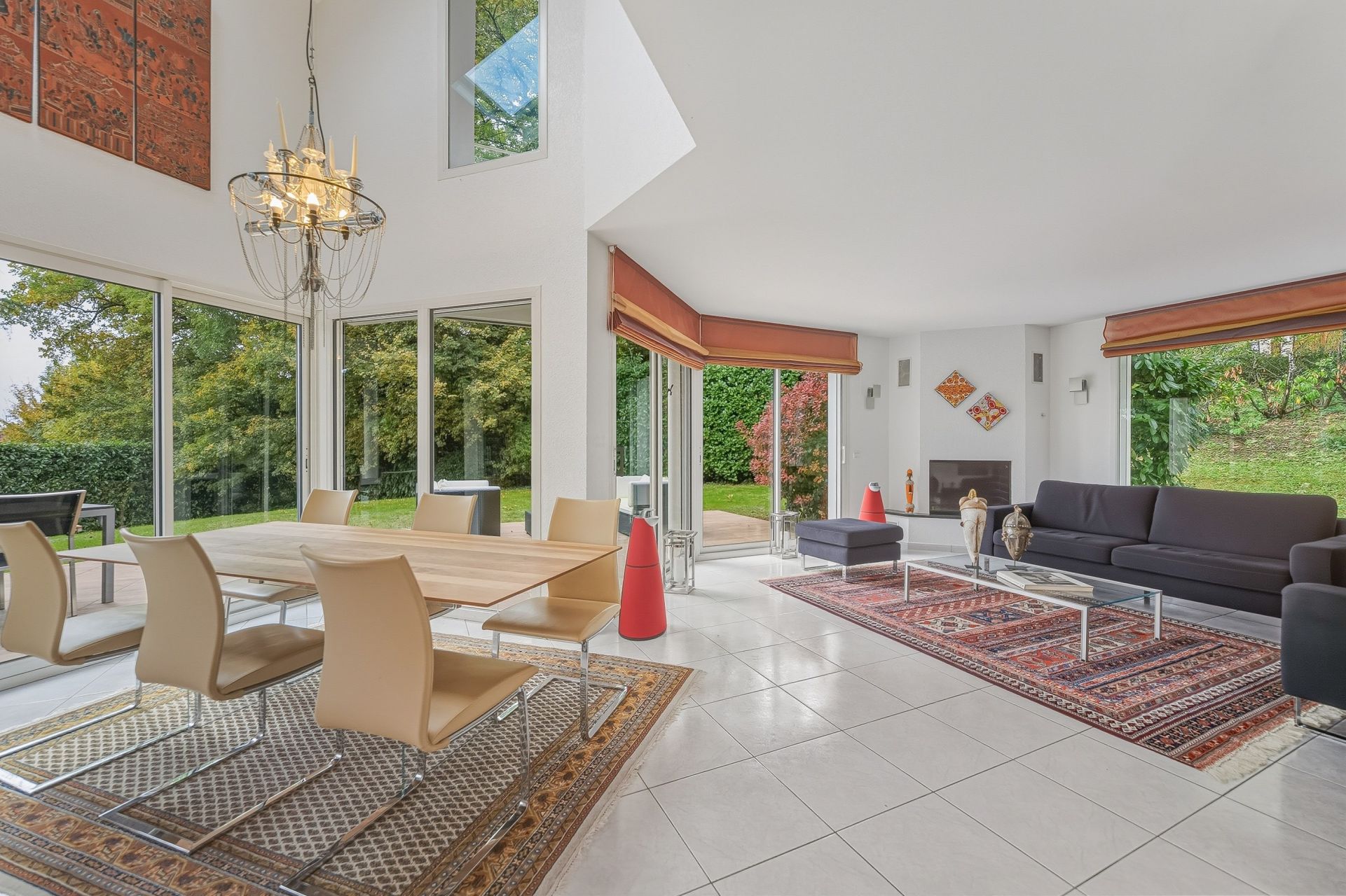 maison 6 Pièces en vente sur ECHENEVEX (01170)