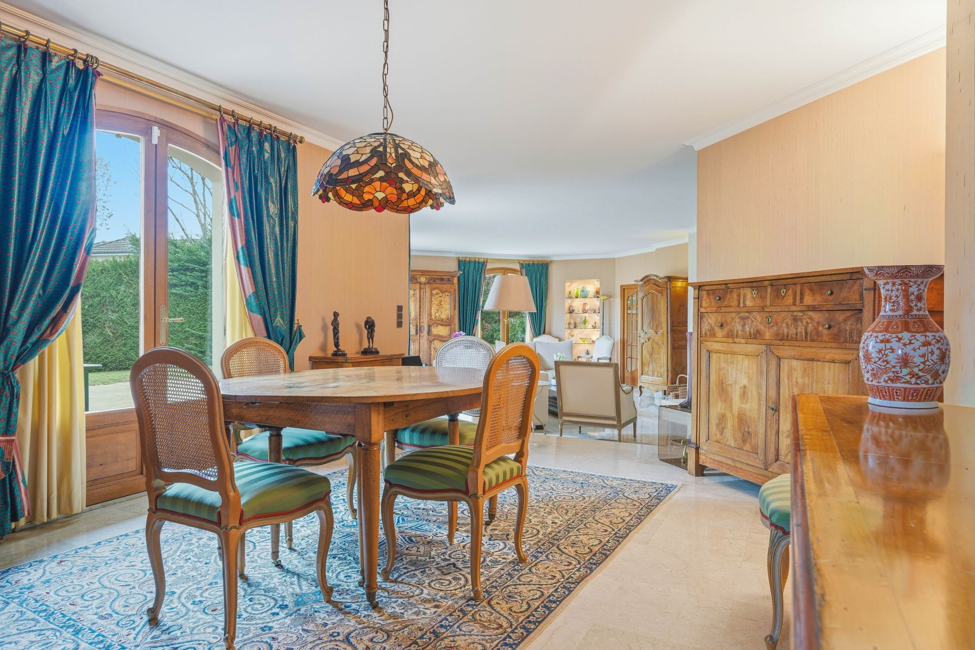 maison 8 Pièces en vente sur DIVONNE LES BAINS (01220)