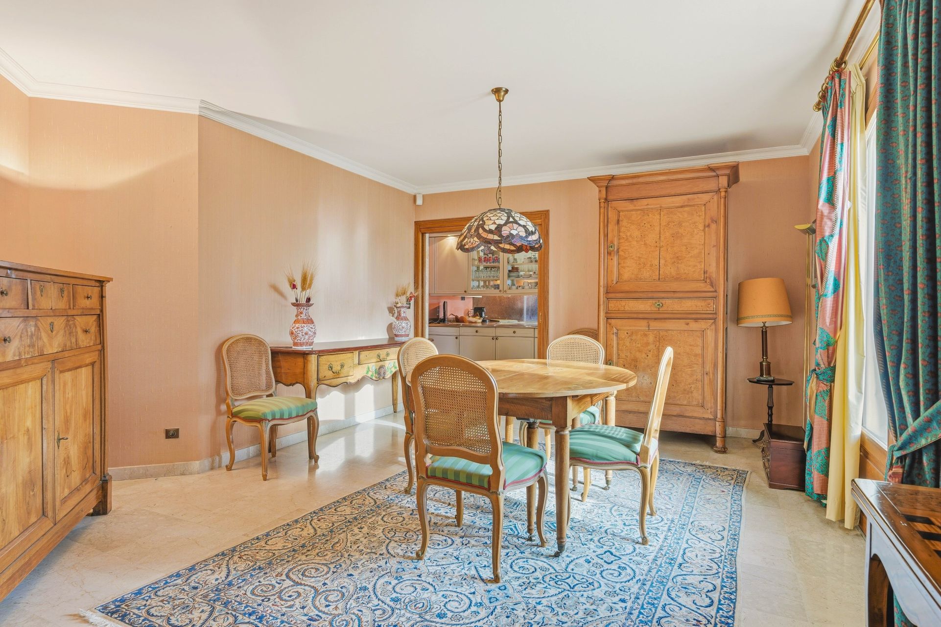 maison 8 Pièces en vente sur DIVONNE LES BAINS (01220)