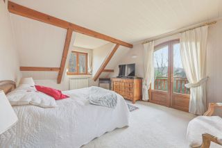 maison 8 Pièces en vente sur DIVONNE LES BAINS (01220)