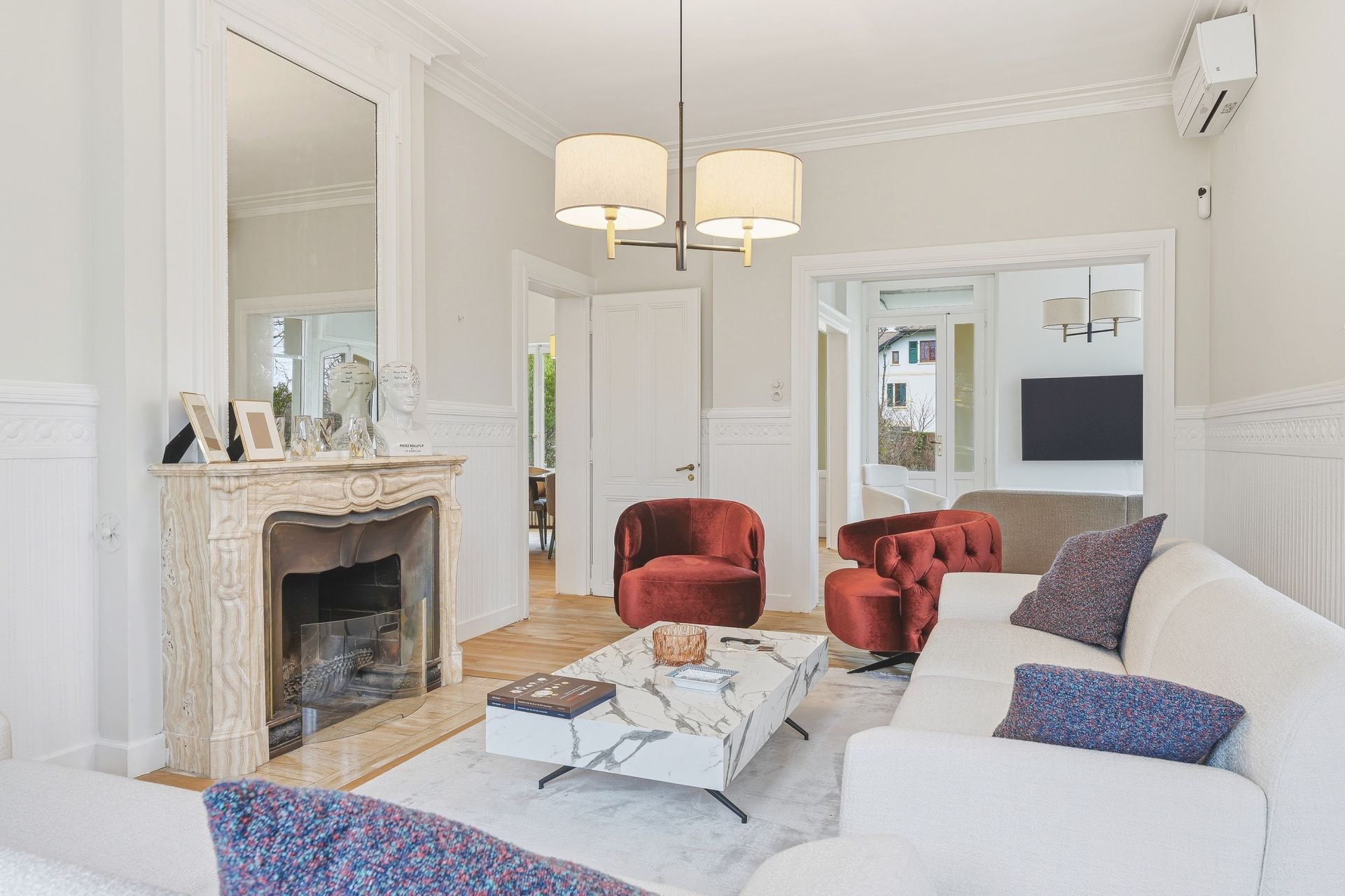 house 9 Rooms for sale on DIVONNE LES BAINS (01220)