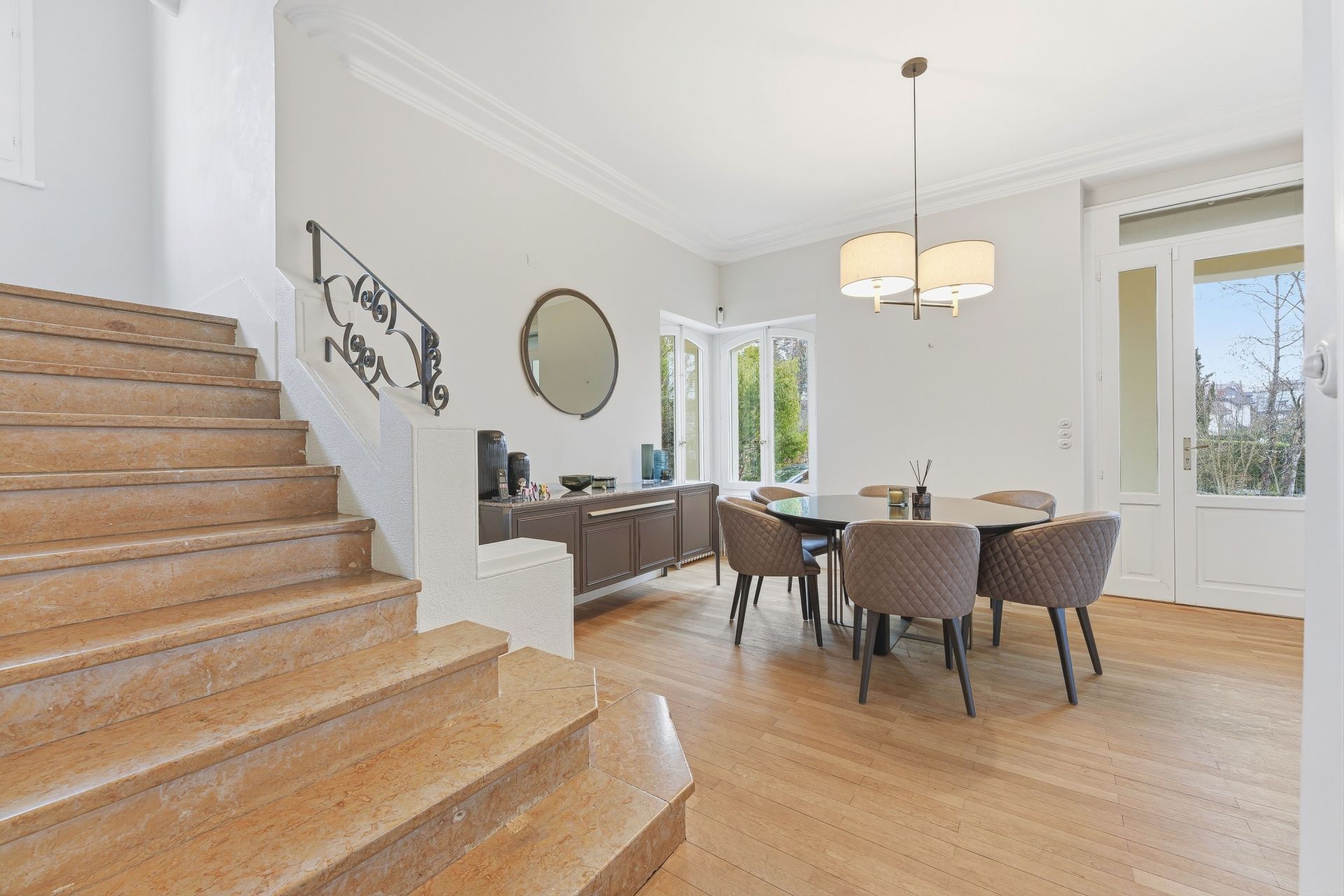 house 9 Rooms for sale on DIVONNE LES BAINS (01220)
