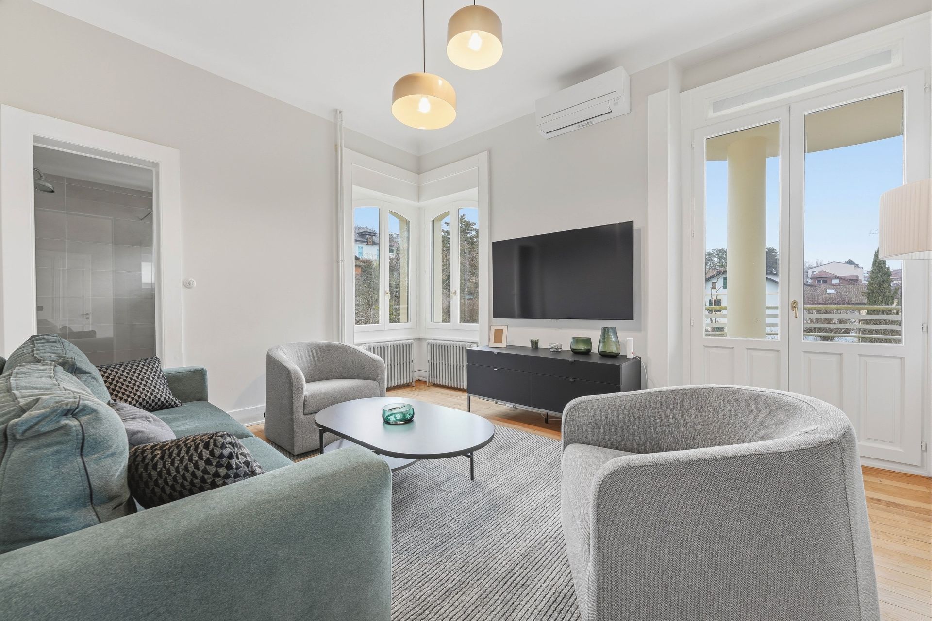 house 9 Rooms for sale on DIVONNE LES BAINS (01220)
