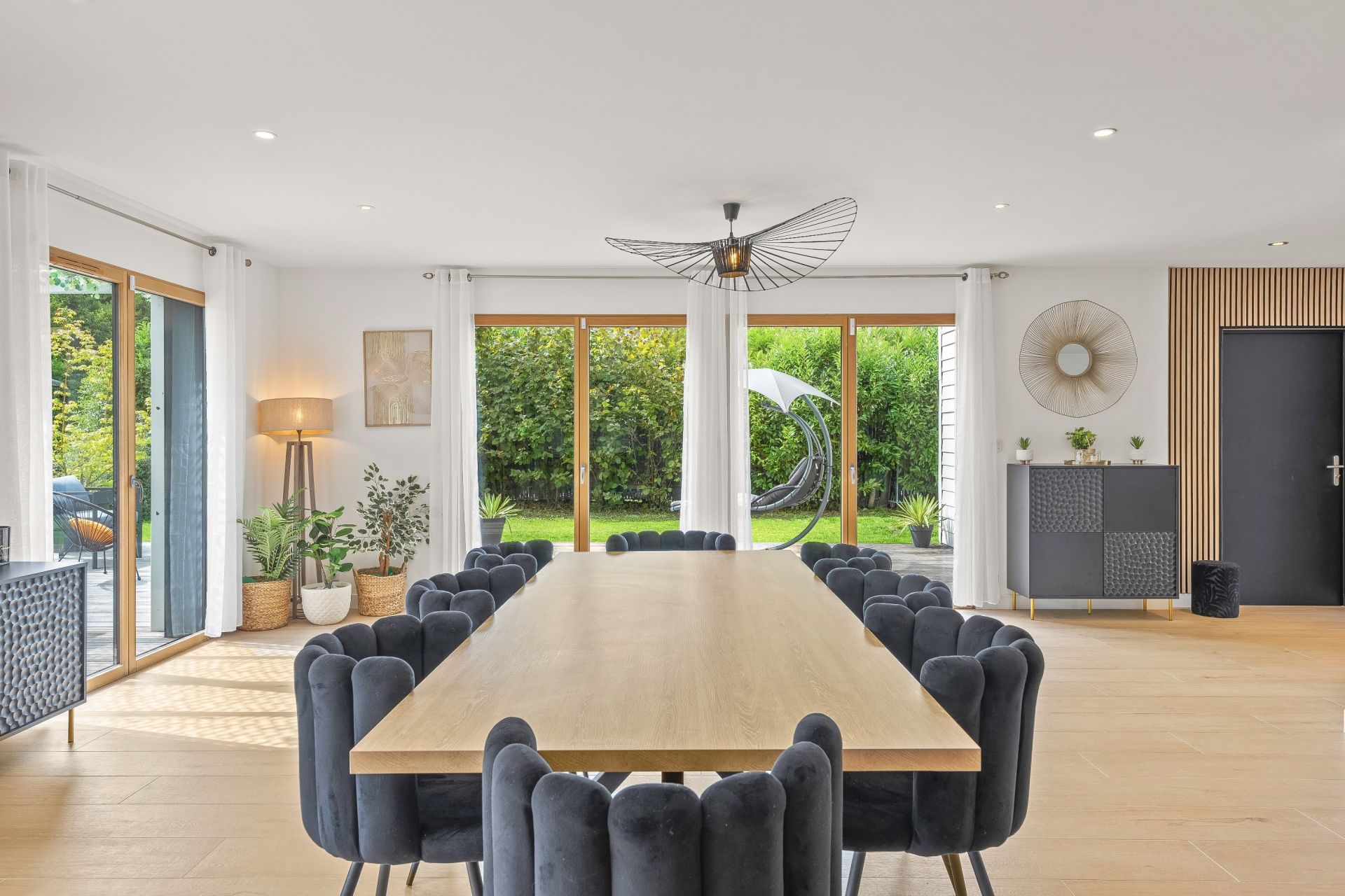 house 6 Rooms for sale on DIVONNE LES BAINS (01220)