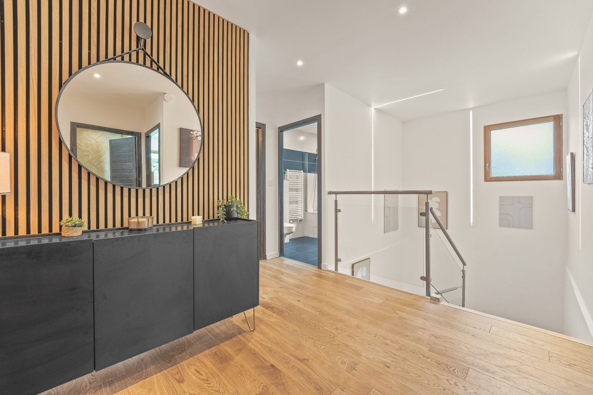 house 6 Rooms for sale on DIVONNE LES BAINS (01220)